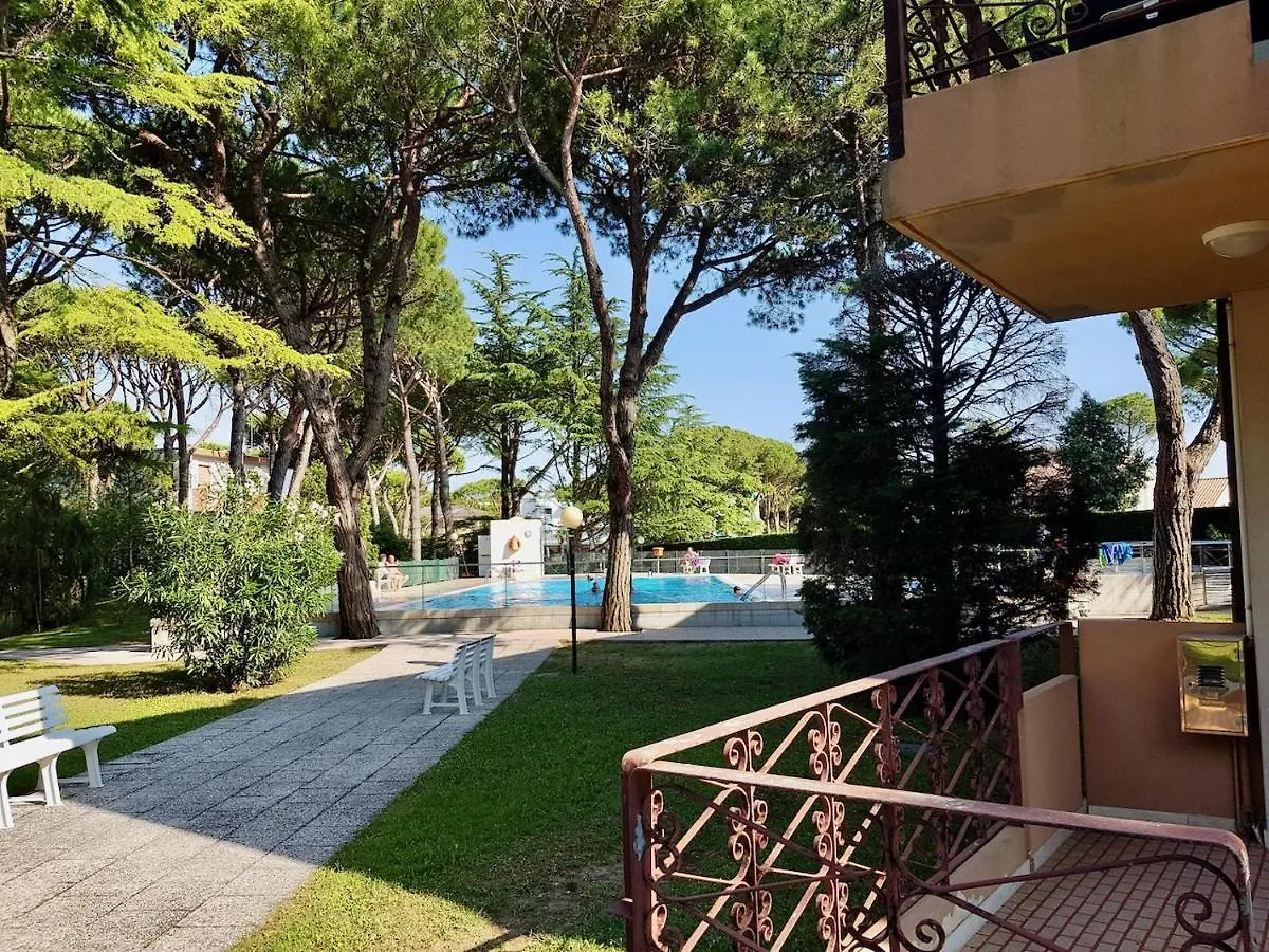 Apartment Residence 5 Pini - Home Immobiliare Lido di Jesolo